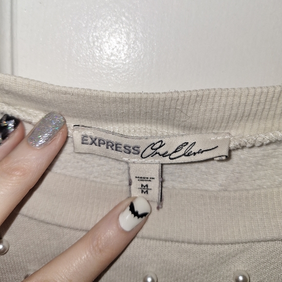 Sale: All Tops, Buy 1 Get 1 Free - Picture 7 of 10